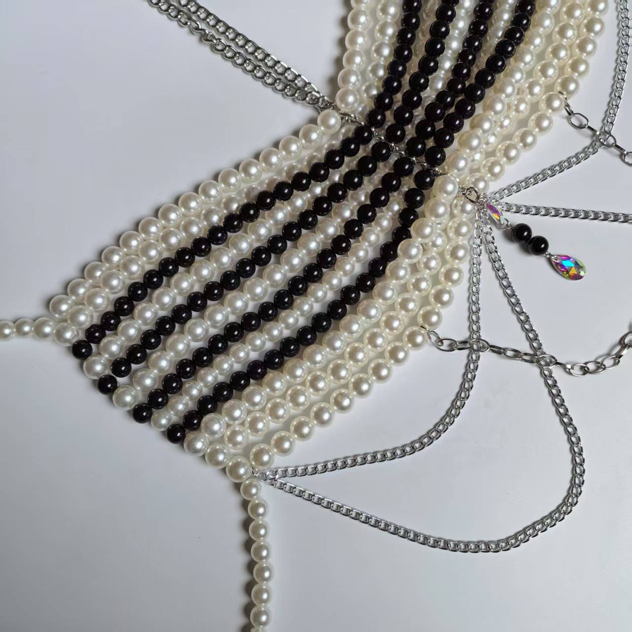 Schwarz Weiß Gewebte Kunststof – Body Jewelry Vest Bewertung und Preis